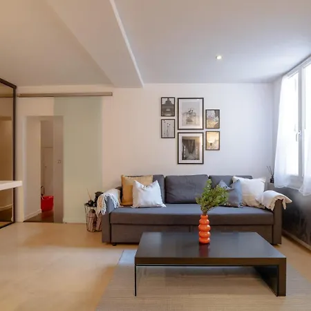 Quiet 1br With Ac Near Opera & Champs-elysees Paris